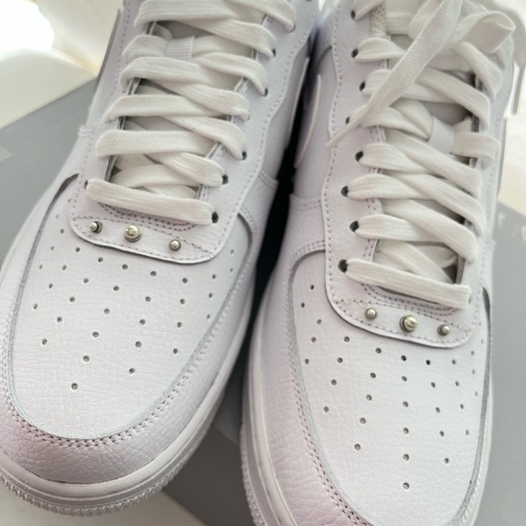 NWT Nike Women’s Air Force 1 ‘07 SE Shoes Size: 10 - Picture 9 of 13